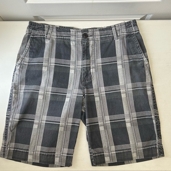 Cherokee Men's Flat Front Cotton Chino Shorts Black and Gray Plaid Size 34 - Picture 13 of 13